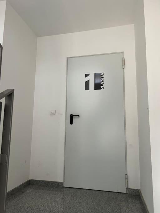 Apartamento Luminoso Cerca Salera Καστεγιόν δε λα Πλάνα Εξωτερικό φωτογραφία